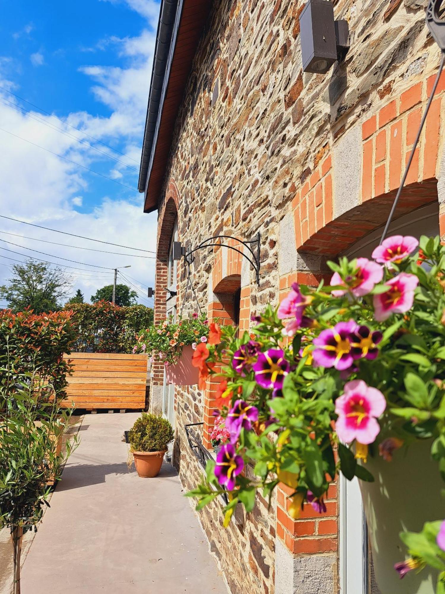 Sous La Charpente Hotel La-Roche-en-Ardenne Cameră foto