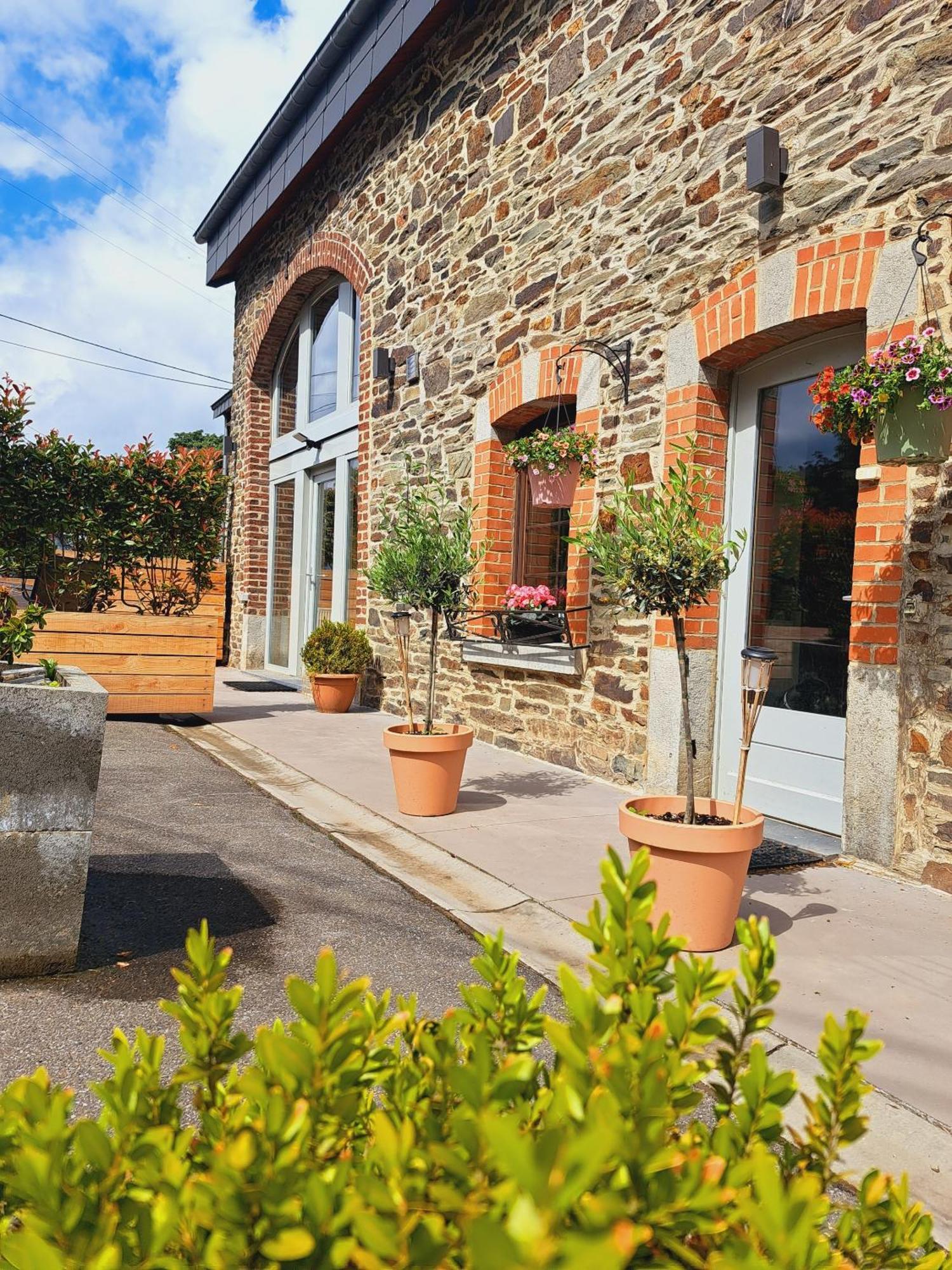 Sous La Charpente Hotel La-Roche-en-Ardenne Exterior foto